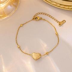 Heart Bracelet,Bracelet,Elegant,chain,Lightweight,perfect for daily wear,Makeup Stash Pakistan