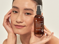 Mizon - Snail Repair Intensive Essence 100ml - Makeup Stash Pakistan