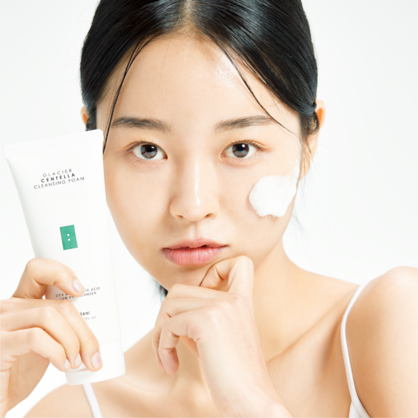 Feelxo Glacier Centella Cleansing Foam 150 ML - Makeup Stash Pakistan Feelxo Glacier Centella Cleansing Foam 150 ML - Makeup Stash Pakistan