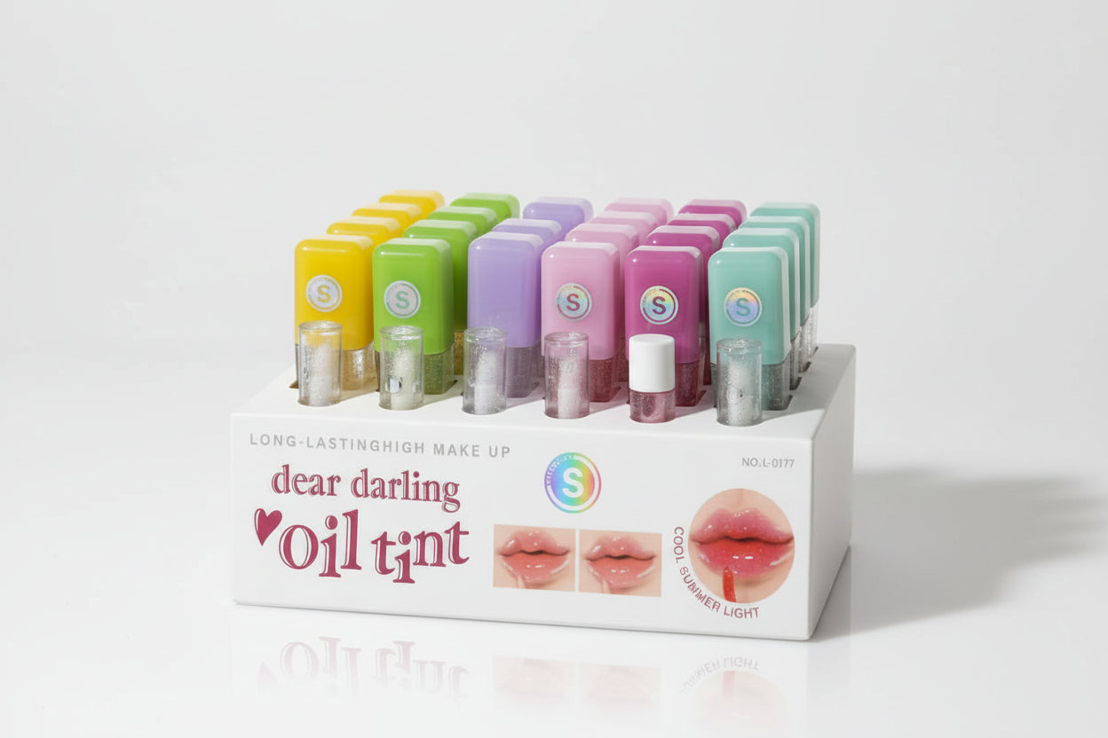 Lip Oil ,Lip Tint , Glossy Lip, moisturise lip oil, Makeupstash