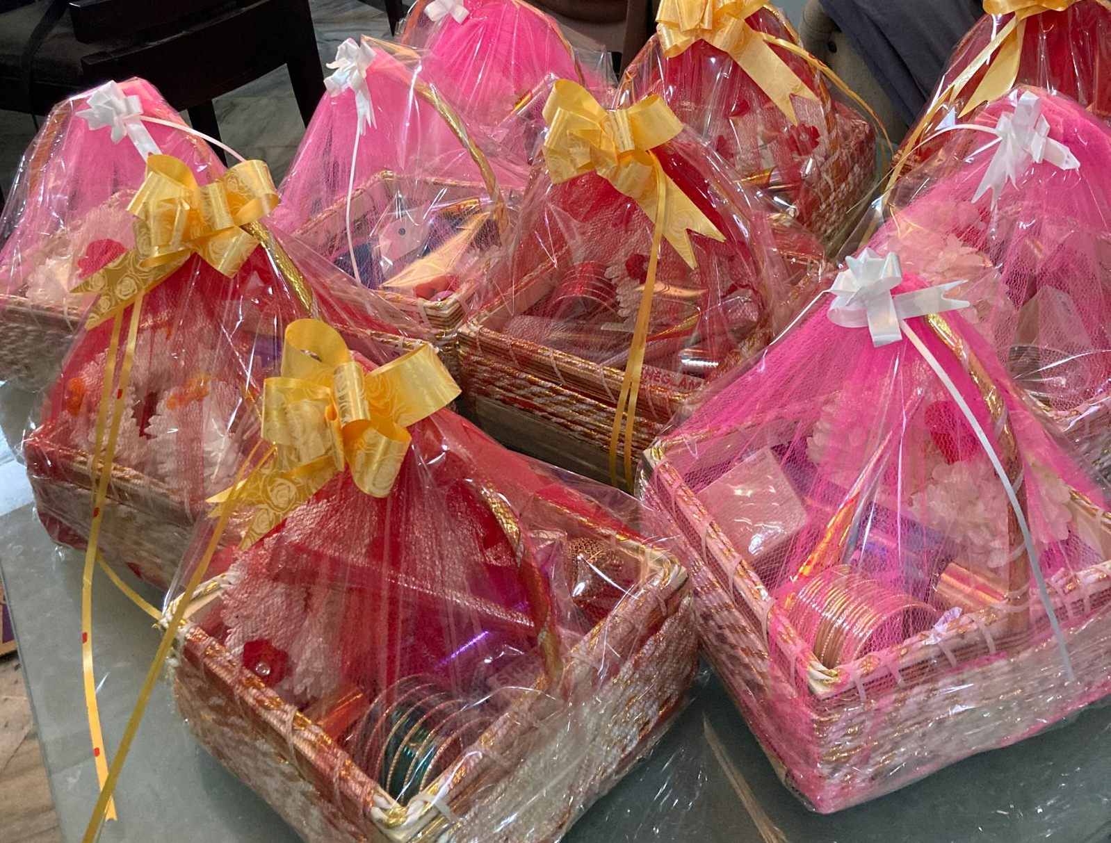 Eid Gift Basket - Makeup Stash Pakistan Eid Gift Basket - Makeup Stash Pakistan