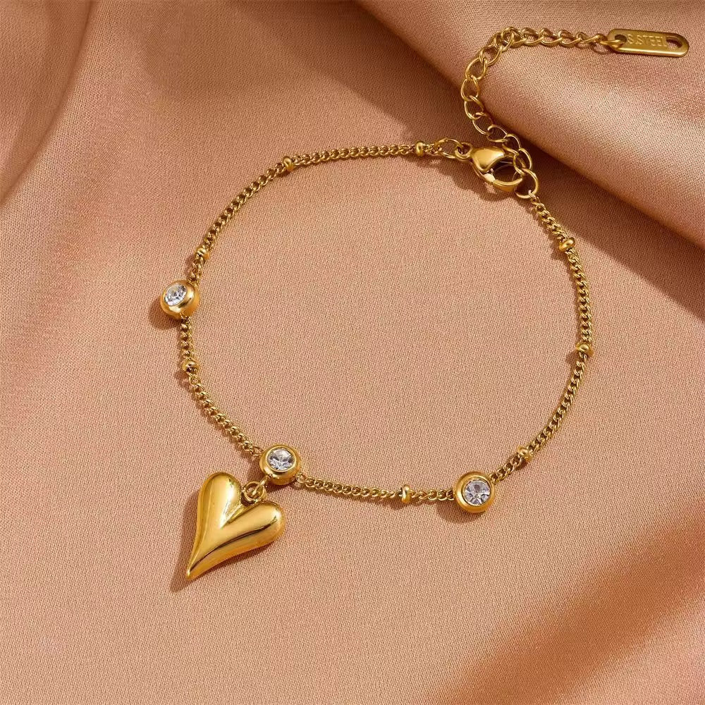 Heart,Stone,Bracelet,Luxury,Elegant,chain,comfortable fit,Lightweight,durable,Makeup Stash Pakistan