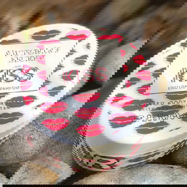 VICTORIA'S SECRET - just a KISS BODY BUTTER - Makeup Stash Pakistan