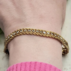 Vintage Gold-Toned Rhinestone Chain Bracelet with Secure Clasp – Elegant & Sparkling