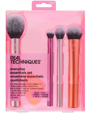 Real Technique Everyday Essentials Brush set (5Pcs) - Makeup Stash Pakistan