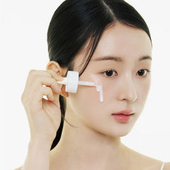 SKIN1004, Matrixyl Ampoule, Korean anti-aging serum, peptide serum, firming serum, Matrixyl 10 serum, Centella ampoule, wrinkle care serum, Korean skincare, anti-aging ampoule, hydrating serum, skin elasticity serum, Centella Asiatica serum, K-beauty skincare,Makeupstashpk