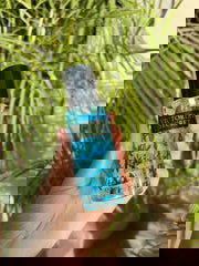 victoria's secret aqua kiss shimmer body mist 75ml - Makeup Stash Pakistan