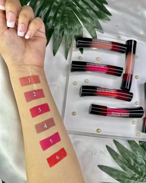 high-shine, hydrating lip gloss. Lightweight,non-sticky , glam looks , Makeupstashpk