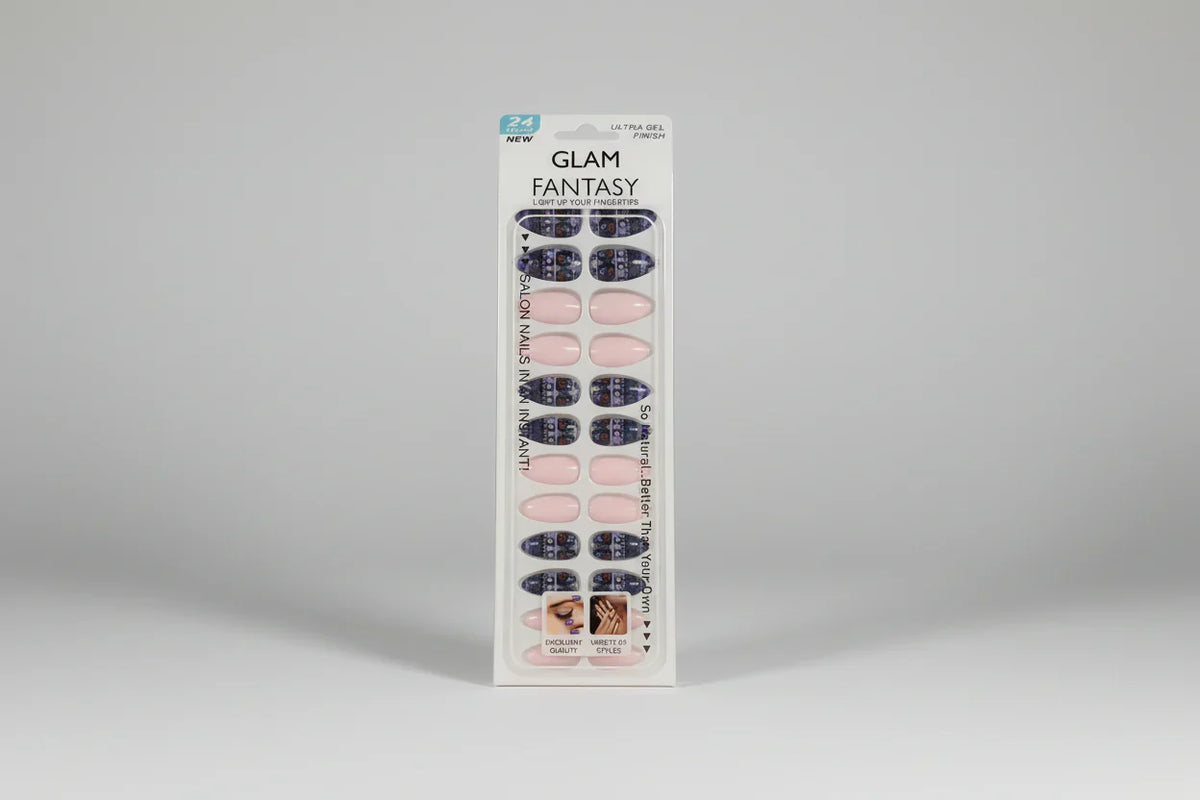 Salon Quality ,  Artificial  , Nail Set , Press on nails , Fashion nails , Makeupstashpk