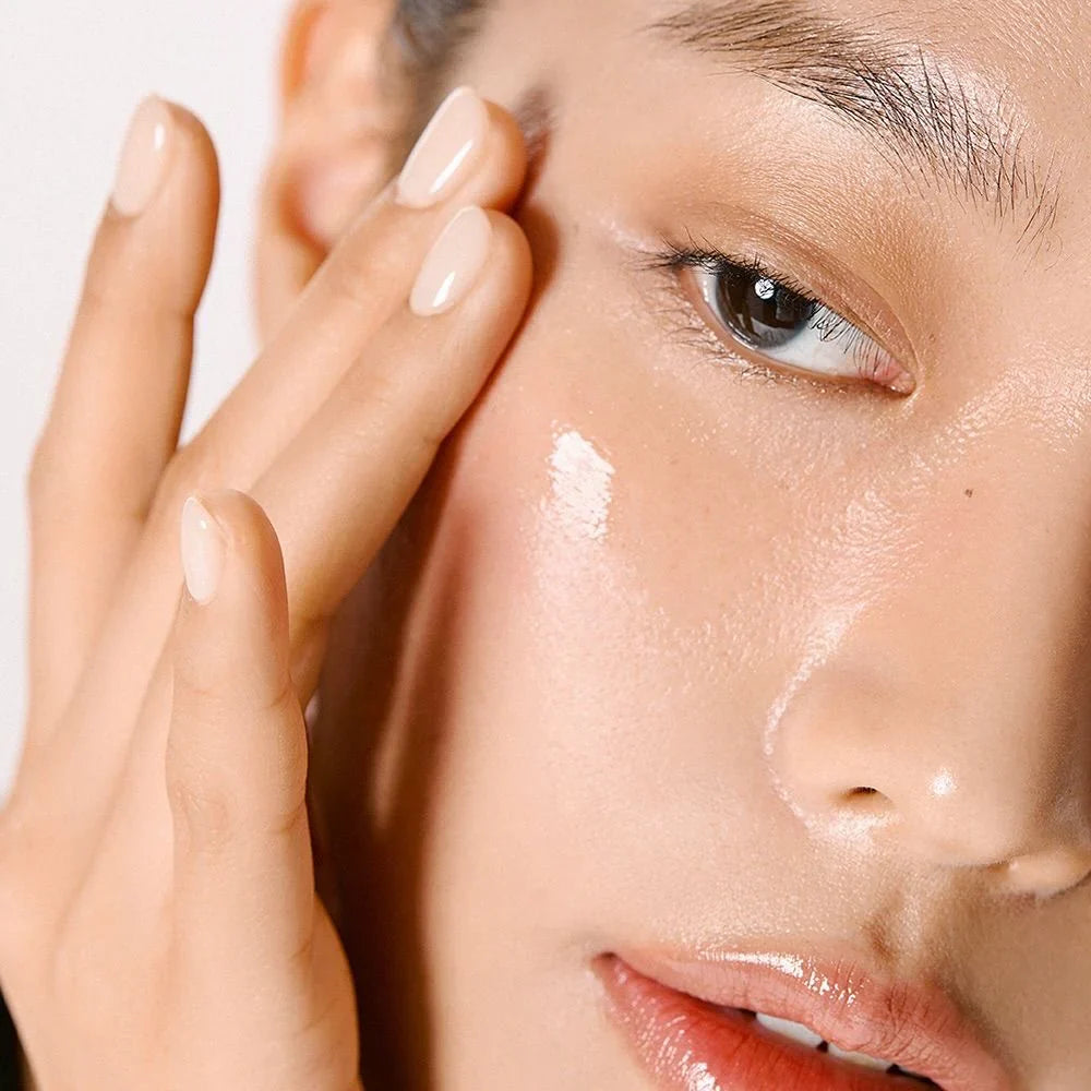 Deep Moisture , Glowing Skin, deep hydration ,Boosting serum , Skin Care , Skin Barrier Repai , Makeupstashpk1