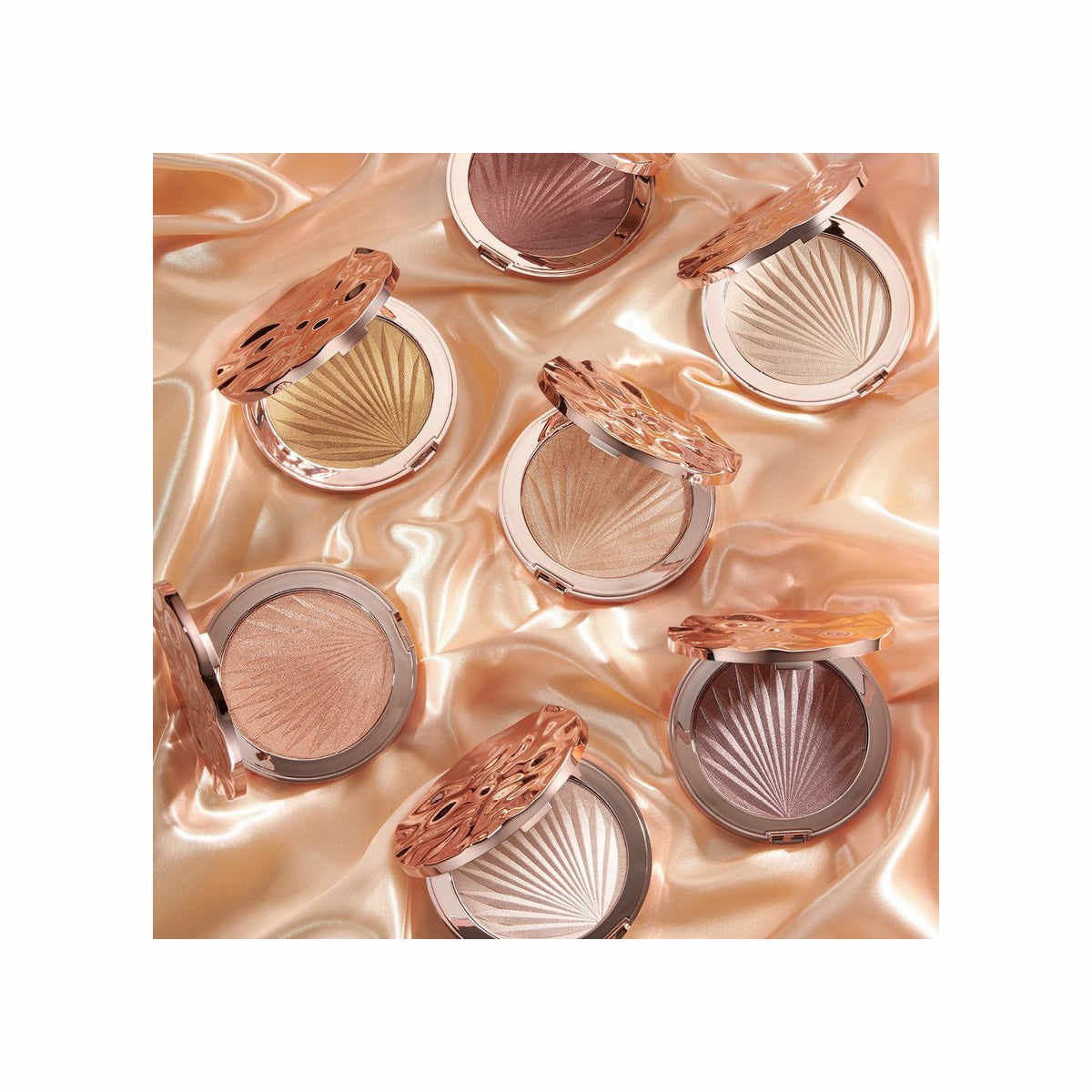 Revolution Glow Splendour Ultra Glow Highlighter | Poudre Illuminateur Radiant Finish