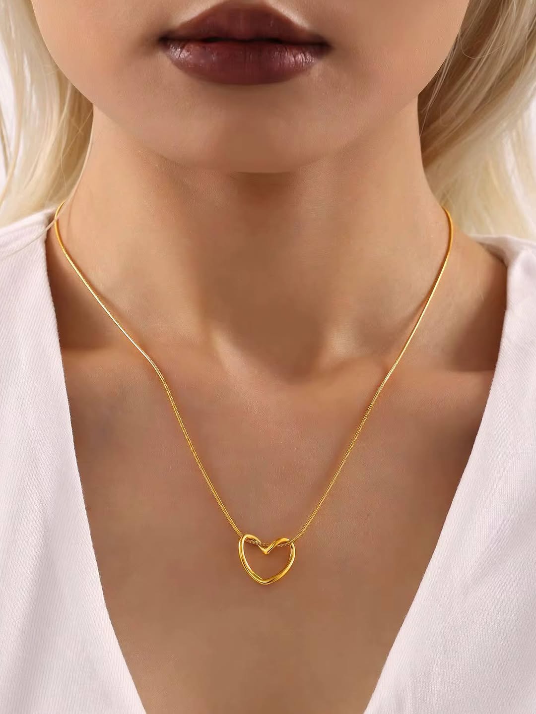 Heart Pendant,Jewelry Set,Necklace,Earrings,Lightweight,Makeup Stash Pakistan