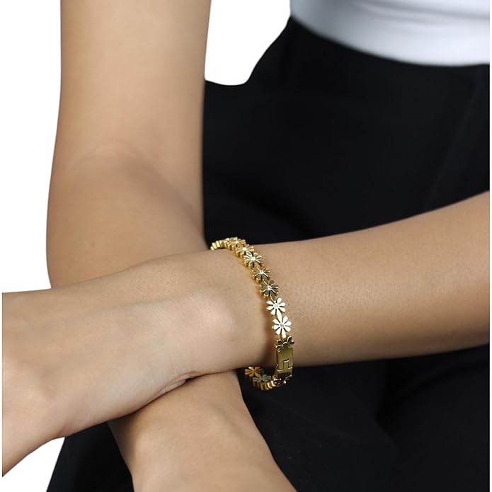 Gold Plated Stainless Steel Daisy Flower Bracelet – Elegant Floral Jewelry