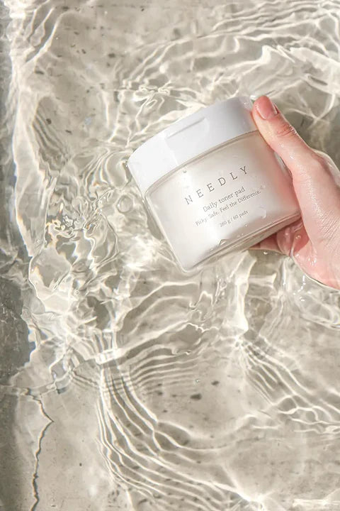  Hydrating, Gentle Exfoliating ,Toner Pads , Makeup Stash Pakistan