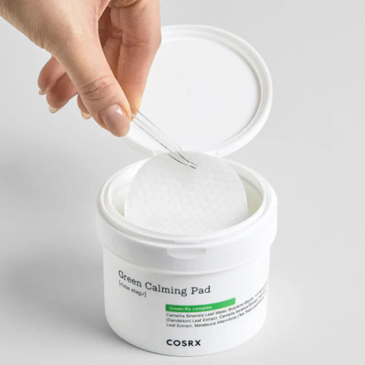 green tea toner pads, centella toner pads, acne soothing pads, korean toner pads cosrx, sensitive skin toner, exfoliating toner pads, oil control skincare, calming skincare k beauty, cosrx green pads - Makeup Stash Pakistan 