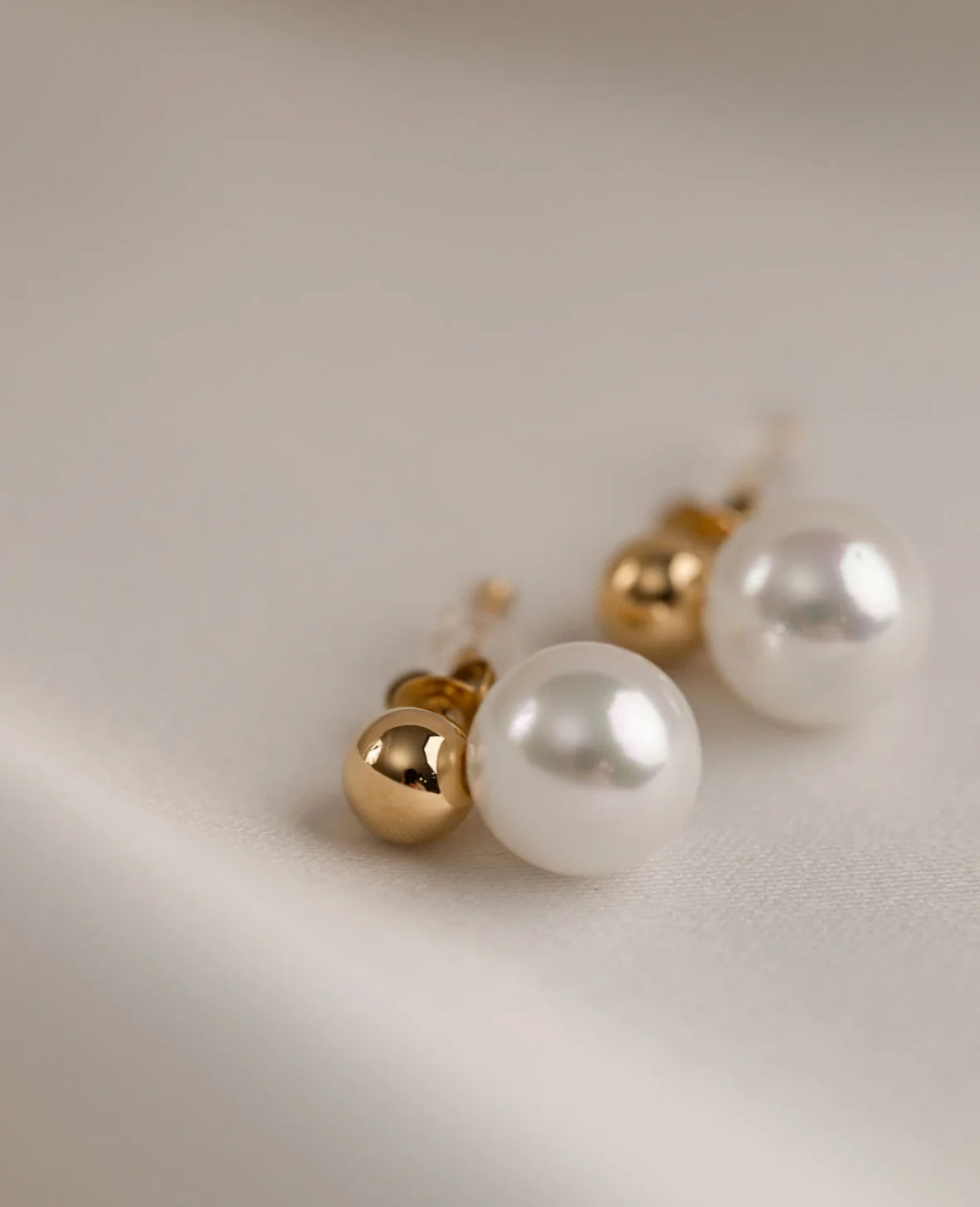 Gold-Tone Pearl Drop Earrings – Classic White Pearl Ball Stud Earrings