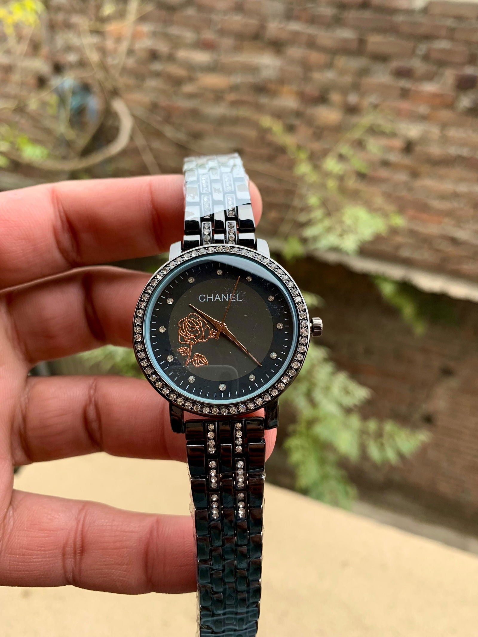 Everyday Wear Watch - Black - Makeup Stash Pakistan