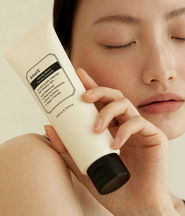 Klairs - Gentle Black Facial Cleanser 140ml-Makeup Sash Pakistan