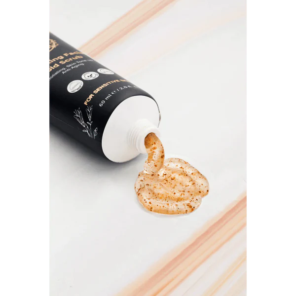 GlowStash Exfoliating Facial Gold Scrub - Makeup Stash Pakistan