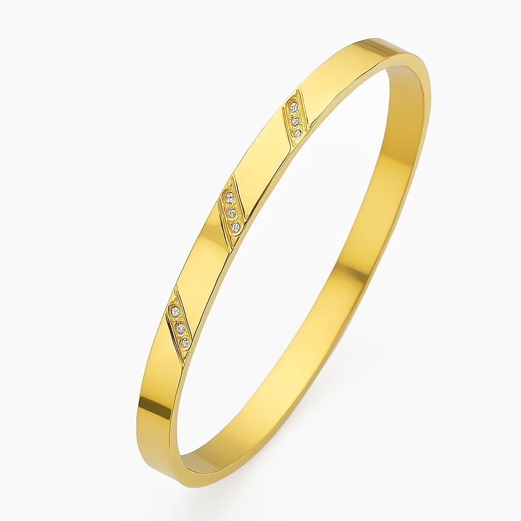 Gold Bracelet ,Elegant , Sparkling , Jewelry , Makeup Stash Pakistan