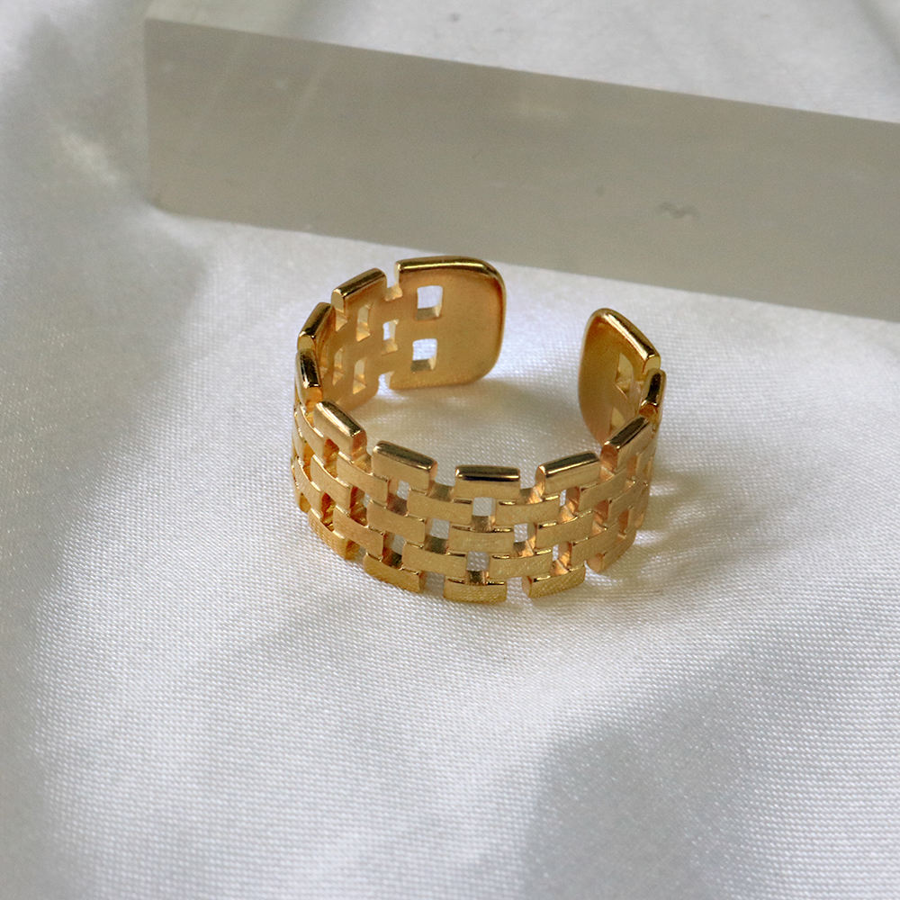 panthera ring, adjustable ring, golden ring, gold statement ring, panther ring, unisex ring, luxury ring, fashion jewelry, stainless steel jewelry, adjustable gold ring,