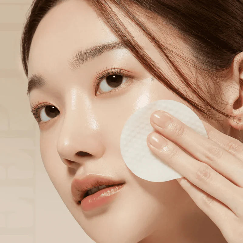 Medicube - Deep Vita C Pad 70P-Makeup Stash Pakistan