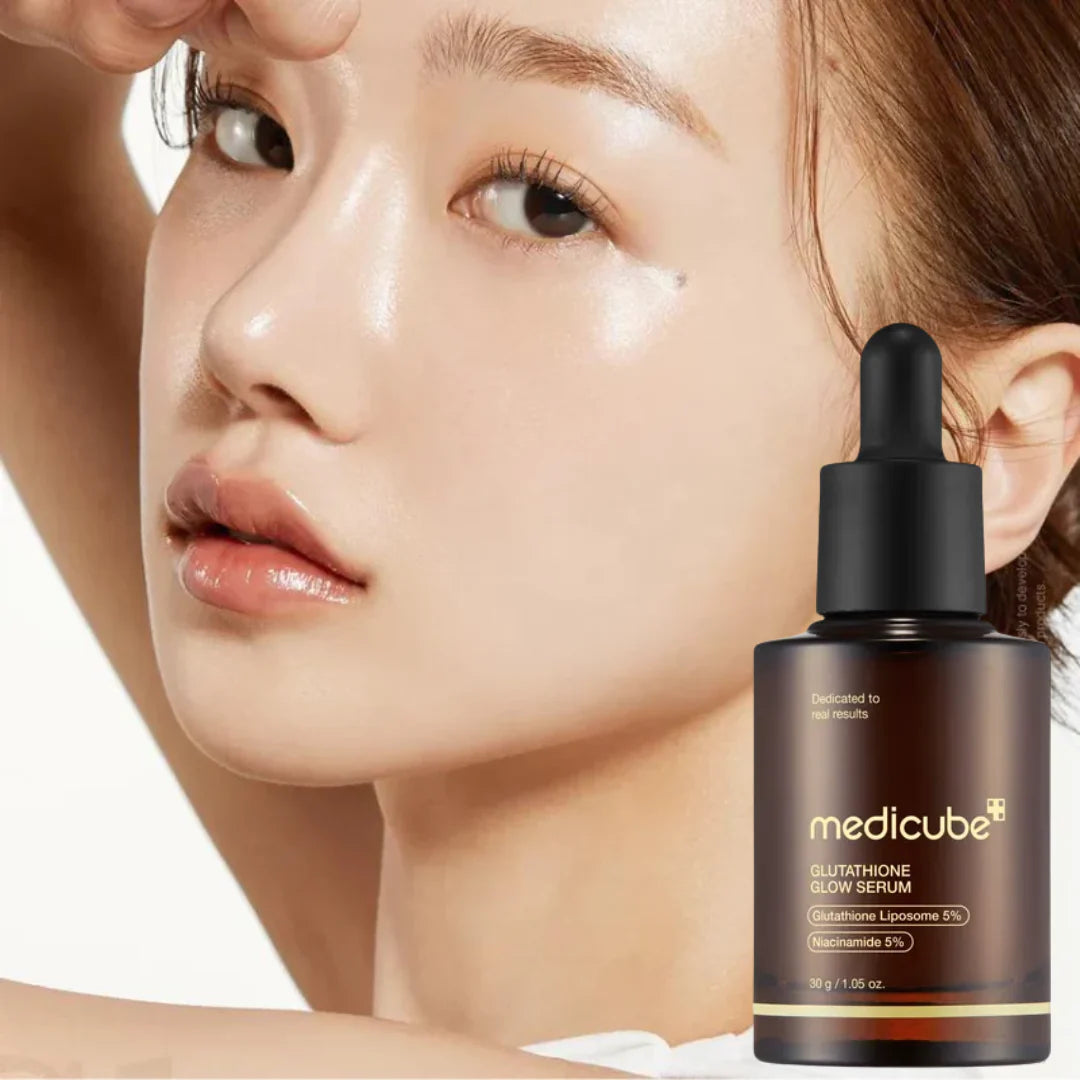 Medicube Glutathione Glow Serum, Medicube serum, Korean skincare serum, brightening serum, glowing skin serum, glutathione serum, Korean beauty products, glass skin serum, hydrating face serum, skincare for dull skin, radiant skin serum,-Makeup Stash Pakistan