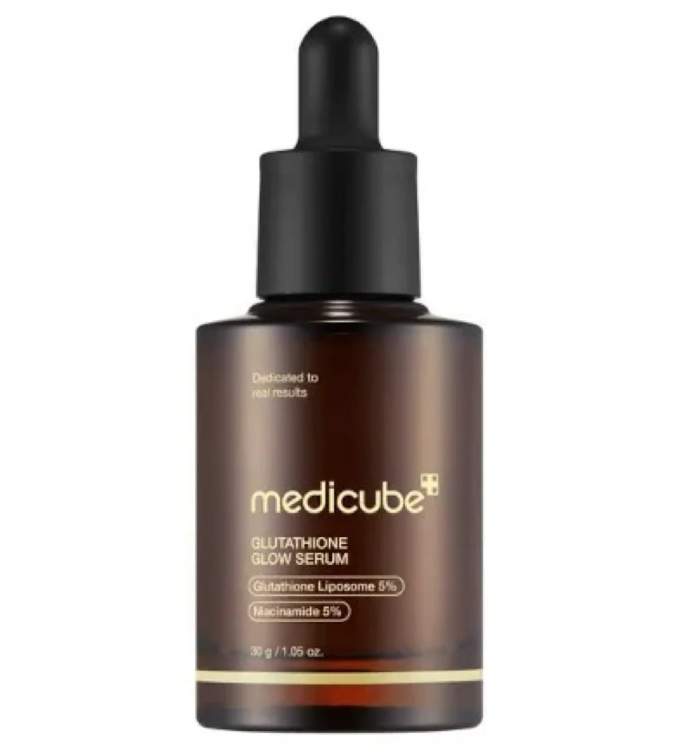 Medicube Glutathione Glow Serum, Medicube serum, Korean skincare serum, brightening serum, glowing skin serum, glutathione serum, Korean beauty products, glass skin serum, hydrating face serum, skincare for dull skin, radiant skin serum,-Makeup Stash Pakistan