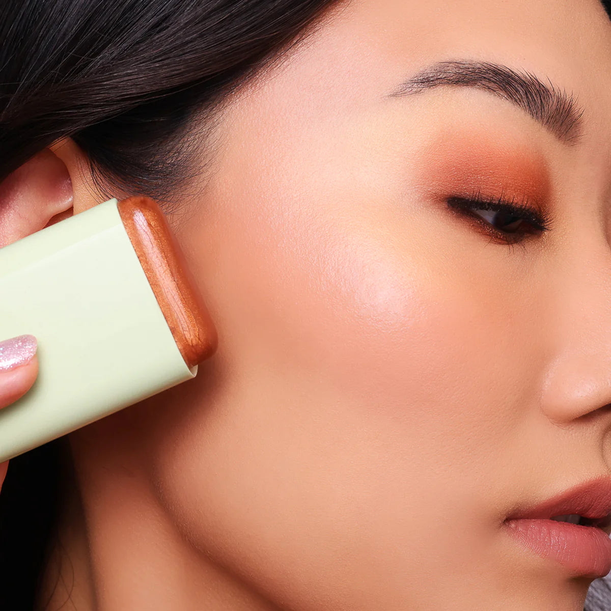 Glow Bronze RichGlow, Cream Bronzer Stick, Deep Bronzer, Hydrating Bronzer, Glow Makeup, Dewy Bronzer, Pixi Makeup, Bronzing Stick, Sculpting Bronzer , Makeupstashpk