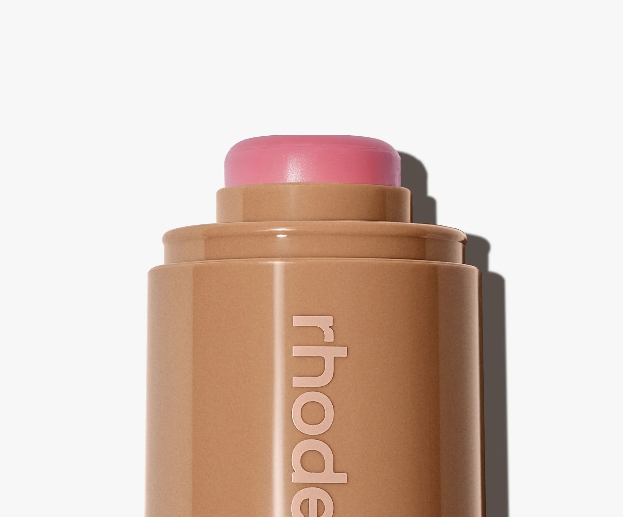 Rhode Infused with Peptide Pocket Blush – 5.3g Piggy-Makeup Stash Pakistan