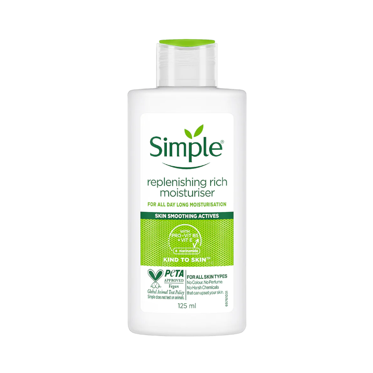 Simple Hydrating Light Moisturizer 125 ML - Makeup Stash Pakistan