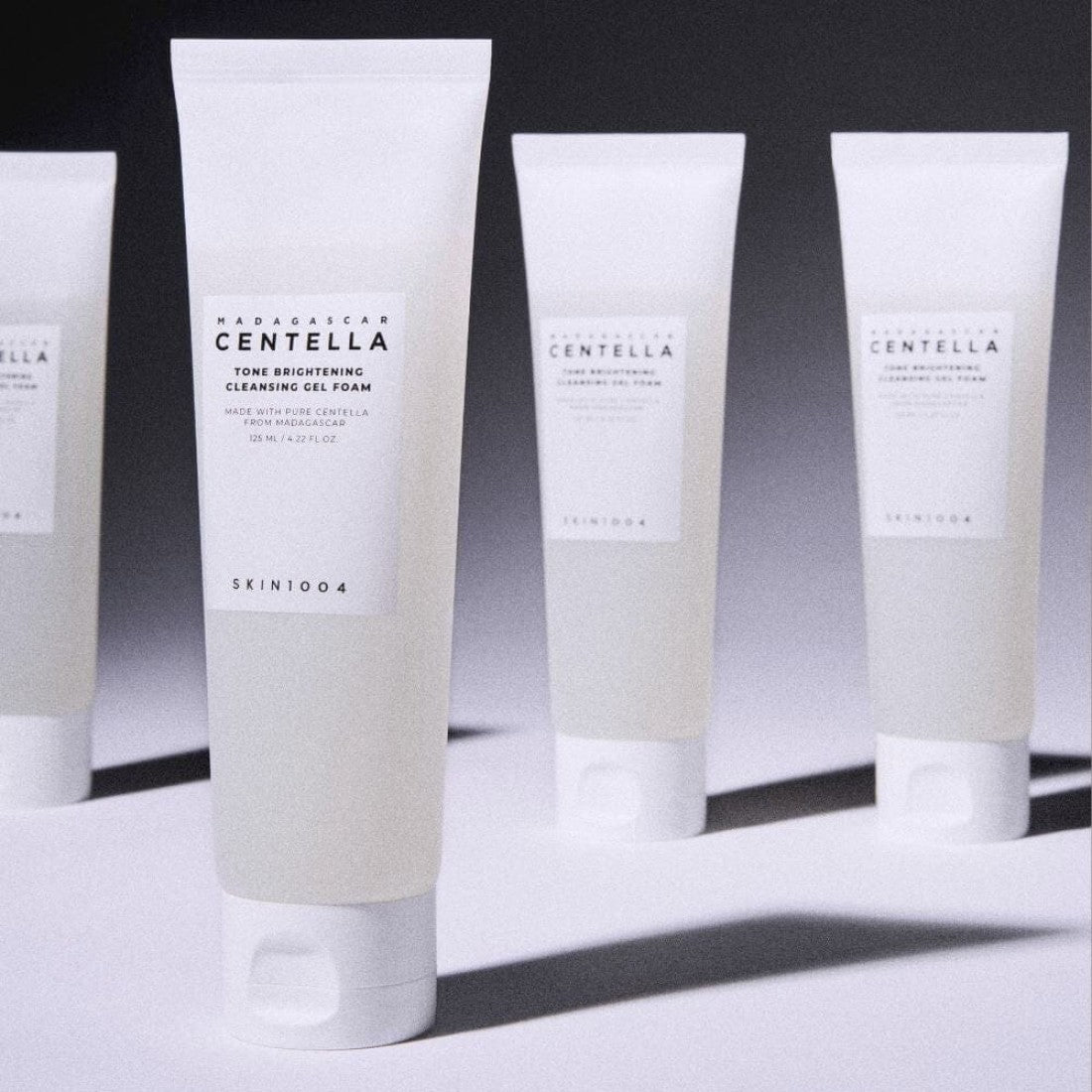 Skin1004 - Madagascar Centella Tone Brightening Cleansing Gel Foam 125ml - Makeup Stash Pakistan
