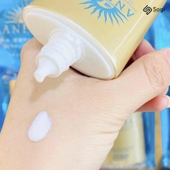 Waterproof sunscreen, Oily skin, no white cast sunscreen, sunscreen milk, - Makeup Stash Pakistan