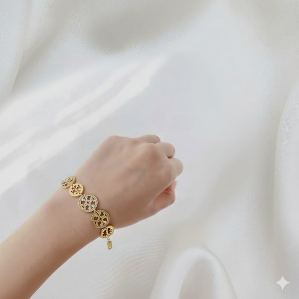 Tory Burch,Bracelet,Elegant,Makeup Stash Pakistan