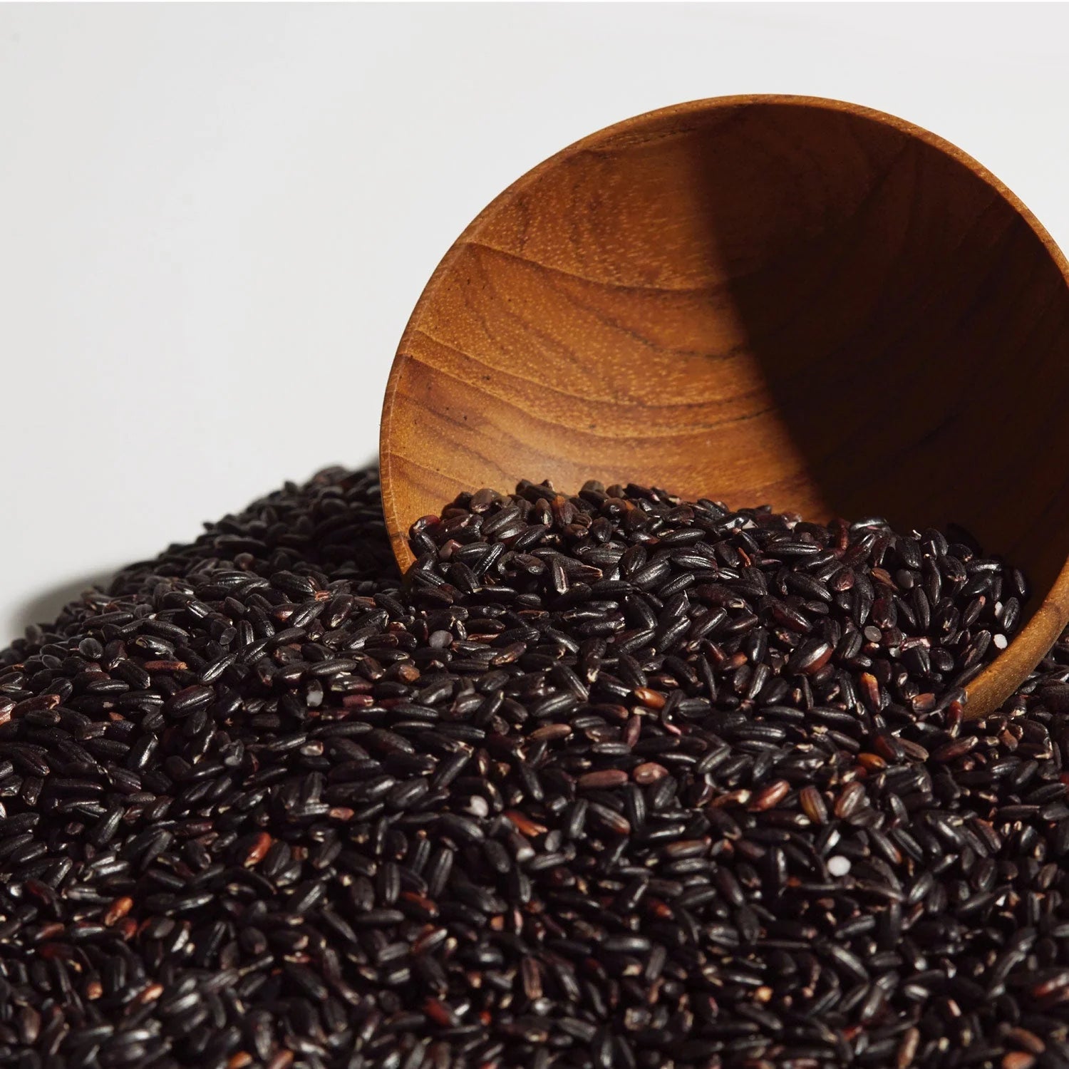 Haru Haru Wonder Black Rice Serum 30ml - Makeup Stash Pakistan