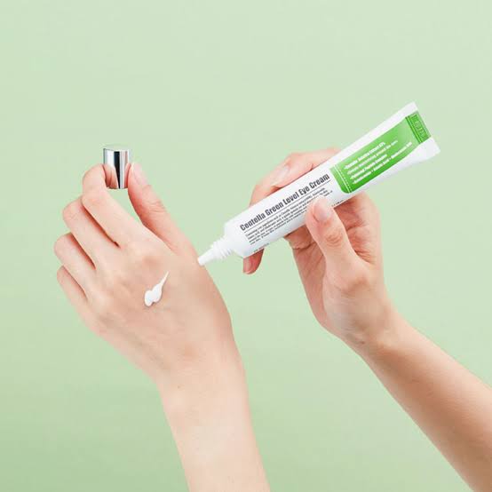 Purito - Centella Green Level Eye Cream 30ml - Makeup Stash Pakistan