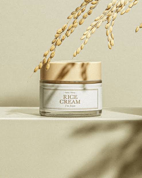 Face cream , Moisturizer ,  radiant glow ,lightweight , Brightening  , Nourishing , Skincare , Makeupstashpk