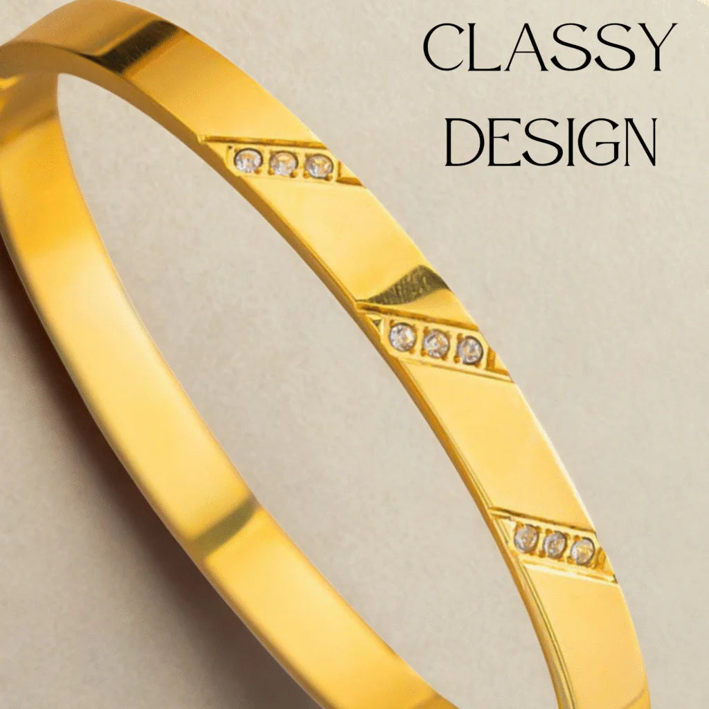 Gold Bracelet with Triple Diagonal Diamond Clusters | Elegant Sparkling Wrist Jewelry