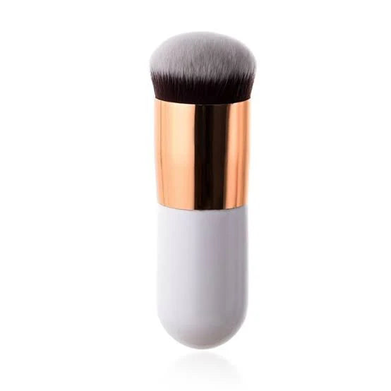 Kabuki Foundation Makeup Brush – Perfect Coverage, Flawless Finish
 Makeup Stash Pakistan