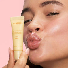 Laneige,LipBalm,Hydrating,Soothing,Glowing Lips,Makeup Stash akistan