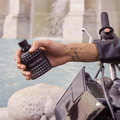 Valentino,Men Perfumes,Luxury Perfumes,Long-lasting,Masculine Fragnance,Makeup Stash Pakistan