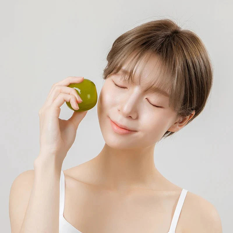 Cleansing Ball,Gentle Cleansing,Hydrating,Soothing,jelly-like facial cleanser,Makeupstash