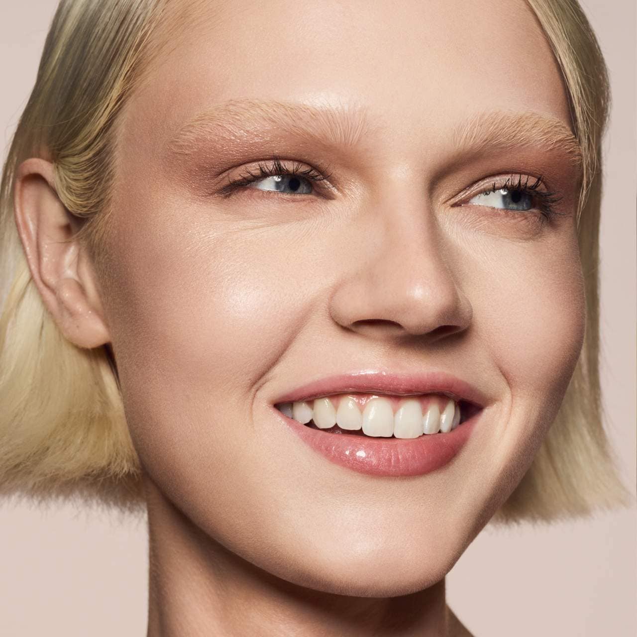 Lipgloss,Fussy,Glossy Lips,Makeupstashpk