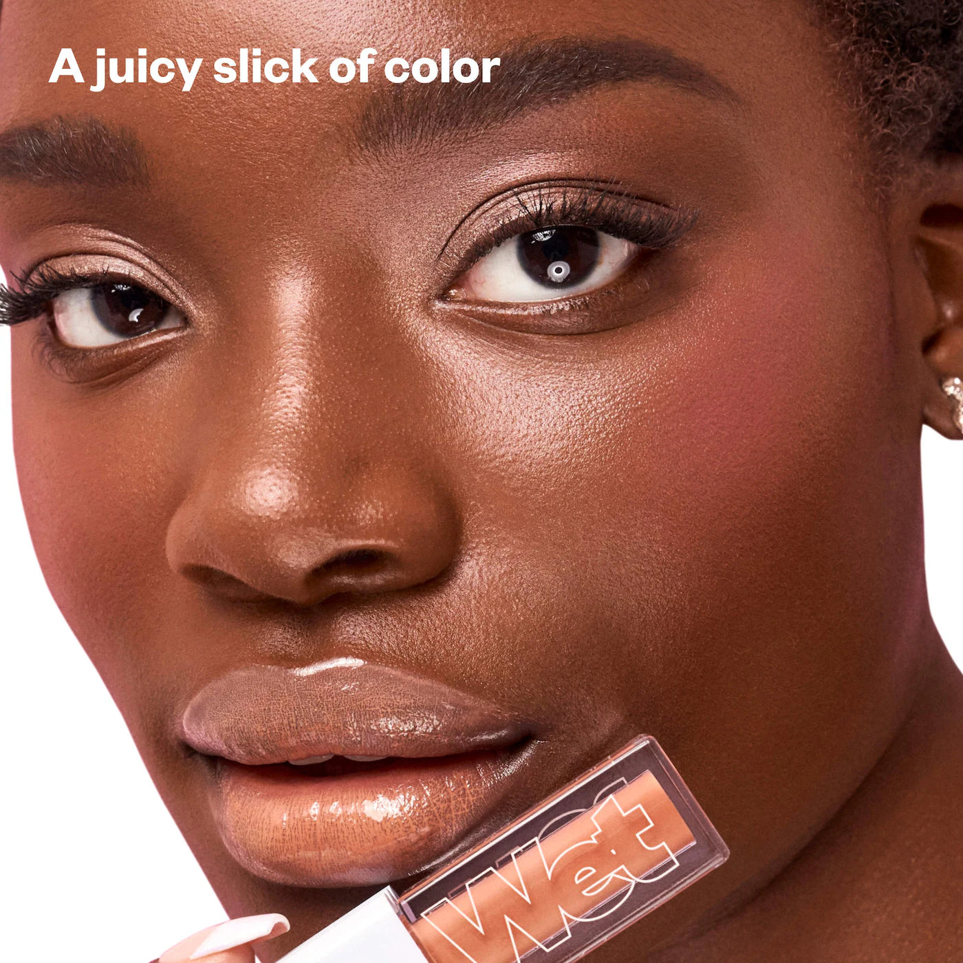 Hydrating,Non-sticky,Plump,Plumping, 
High-Glossy,Makeup Stash Pakistan