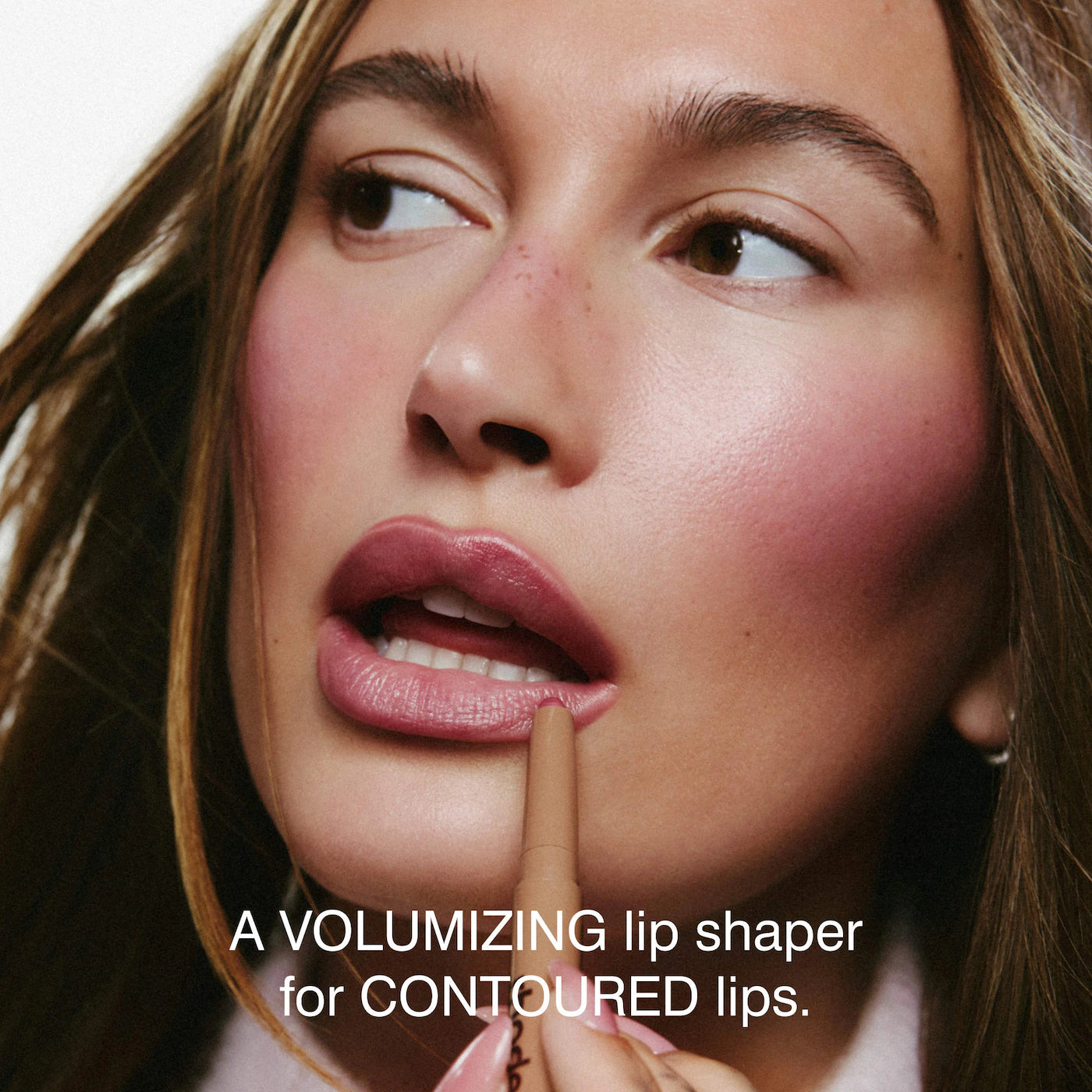 Rhode lip shaper, peptide lip liner, Rhode lip contour, hydrating lip liner, lip shaping pencil, Rhode beauty Pakistan, contour lip liner,Makeupstashpk