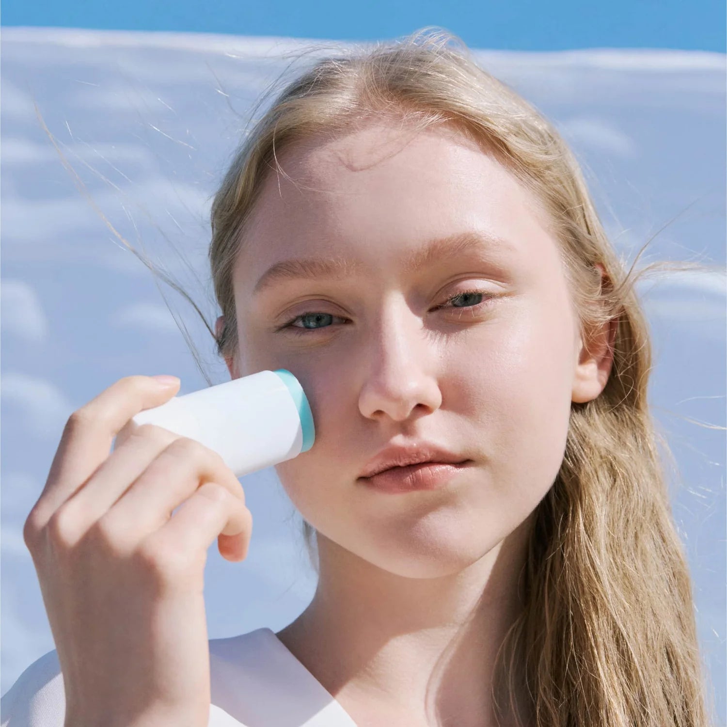 Korean sunscreen stick, SPF50 sunscreen, Centella sunscreen, portable sunscreen, Korean sunblock, matte sunscreen stick, sunscreen for oily skin, sunscreen for sensitive skin, no white cast sunscreen, Korean skincare, SPF50 PA++++, hydrating sunscreen, Centella Asiatica sunscreen, - 20g at MakeupStash pakistan