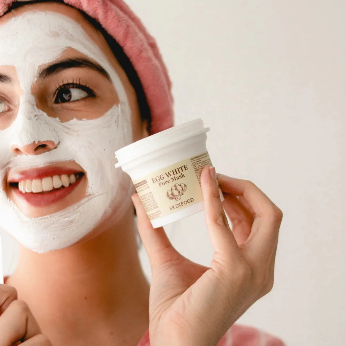 SKINFOOD Egg White Pore Mask 125g - Makeup Stash Pakistan
